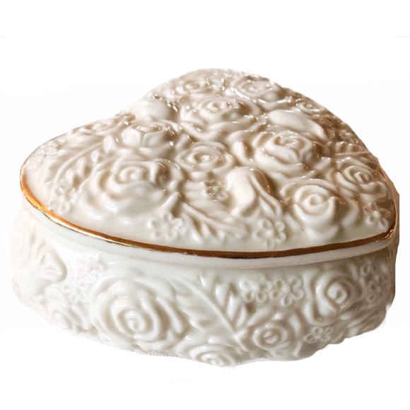 Floral Heart Trinket Jewelry Box - Picture 1 of 6